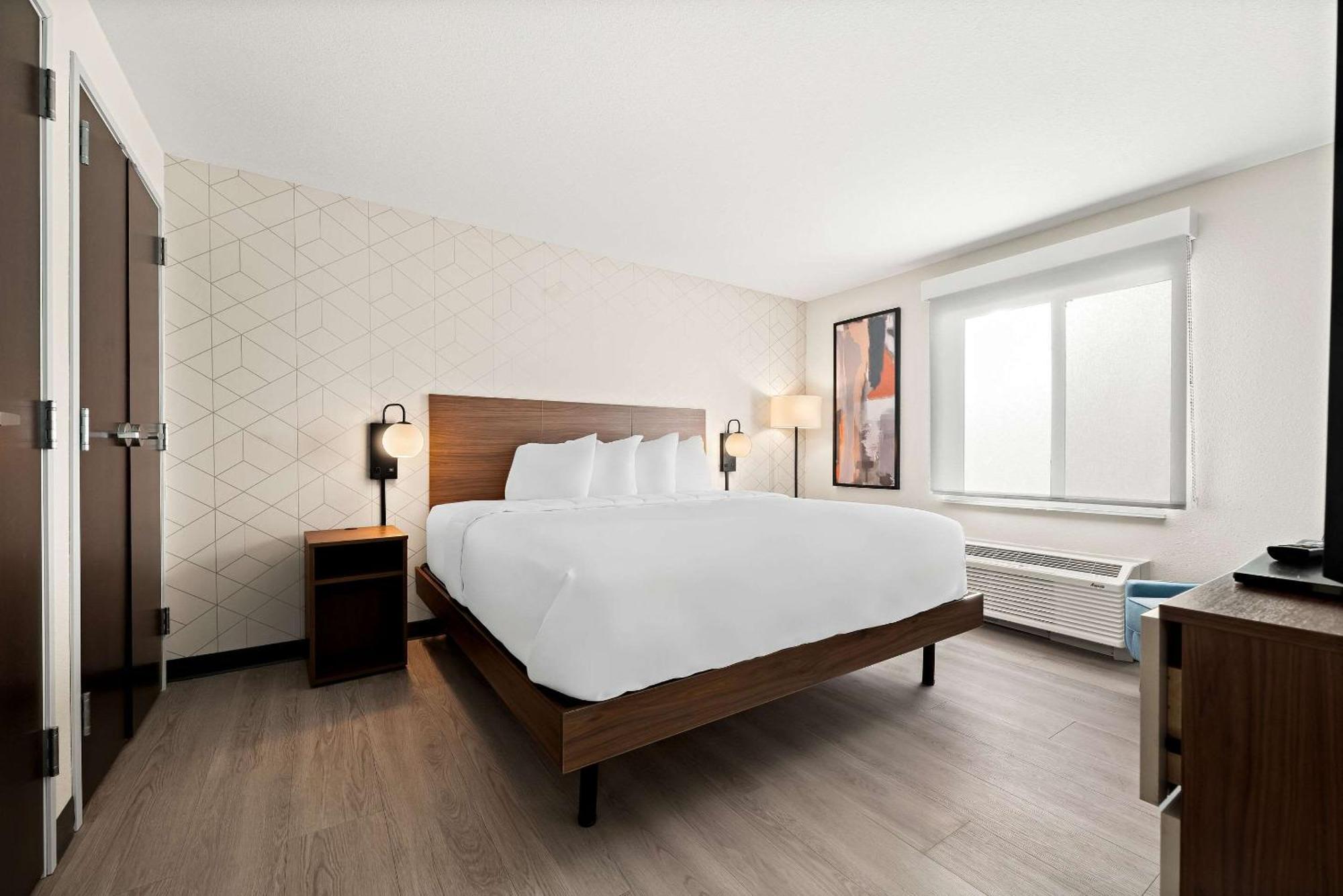 Everhome Suites Huntsville - Research Park Экстерьер фото